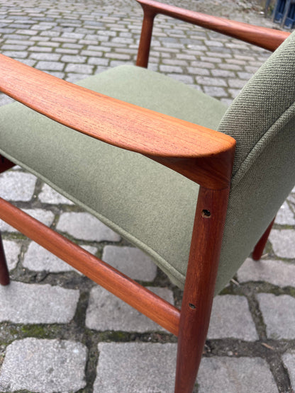 Vintage Sessel von Grete Jalk für Glostrup Møbelfabrik, neu gepolstert, grün, Teak