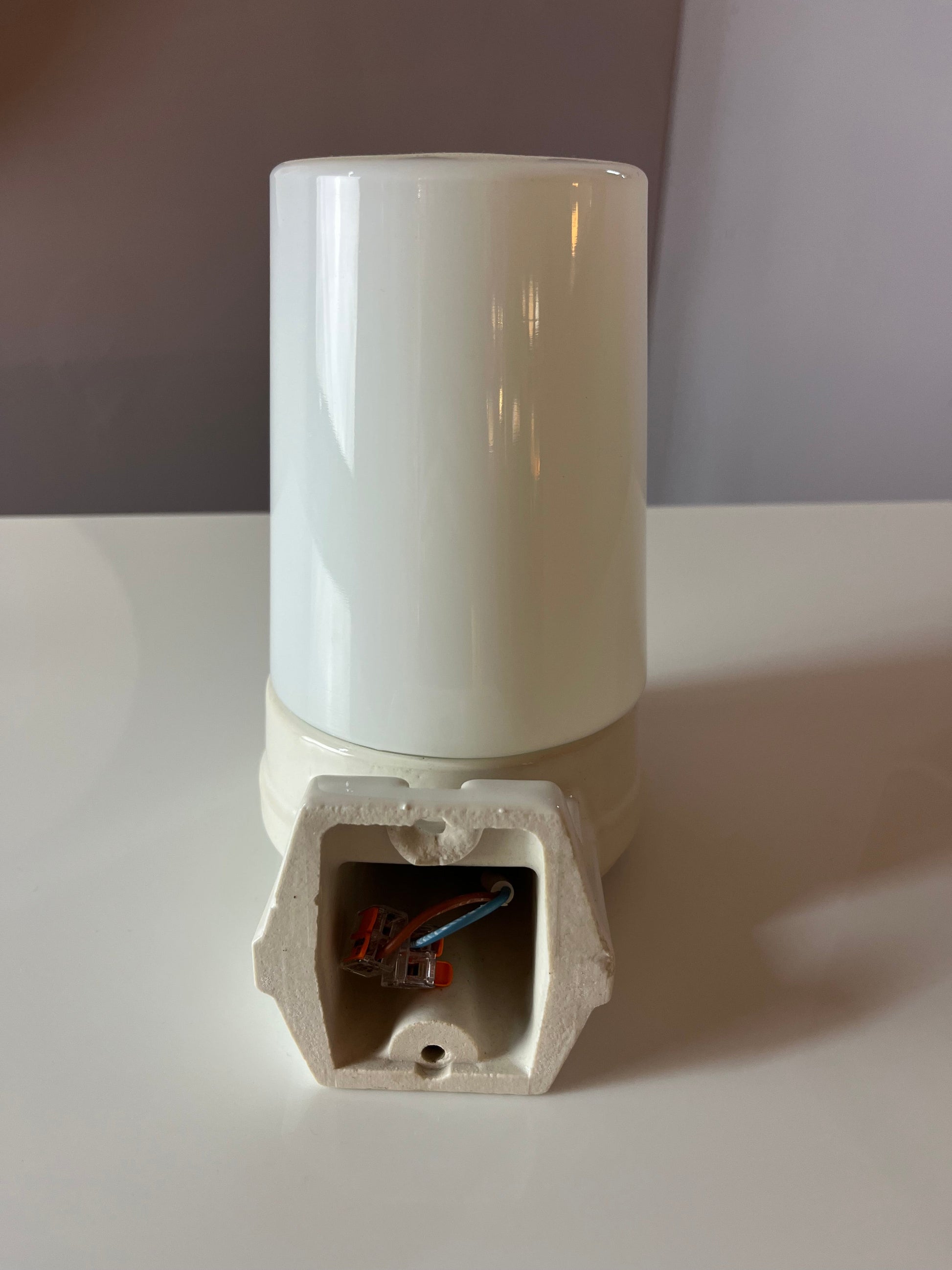 Wandlampe Modell 6070 weiß von Sigvard Bernadotte für Ifö