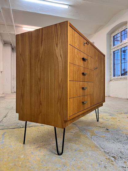 Vintage Kommode Typ 605 von Herbert Eilenberg für Hellerau mit Schubladen auf Hairpinlegs