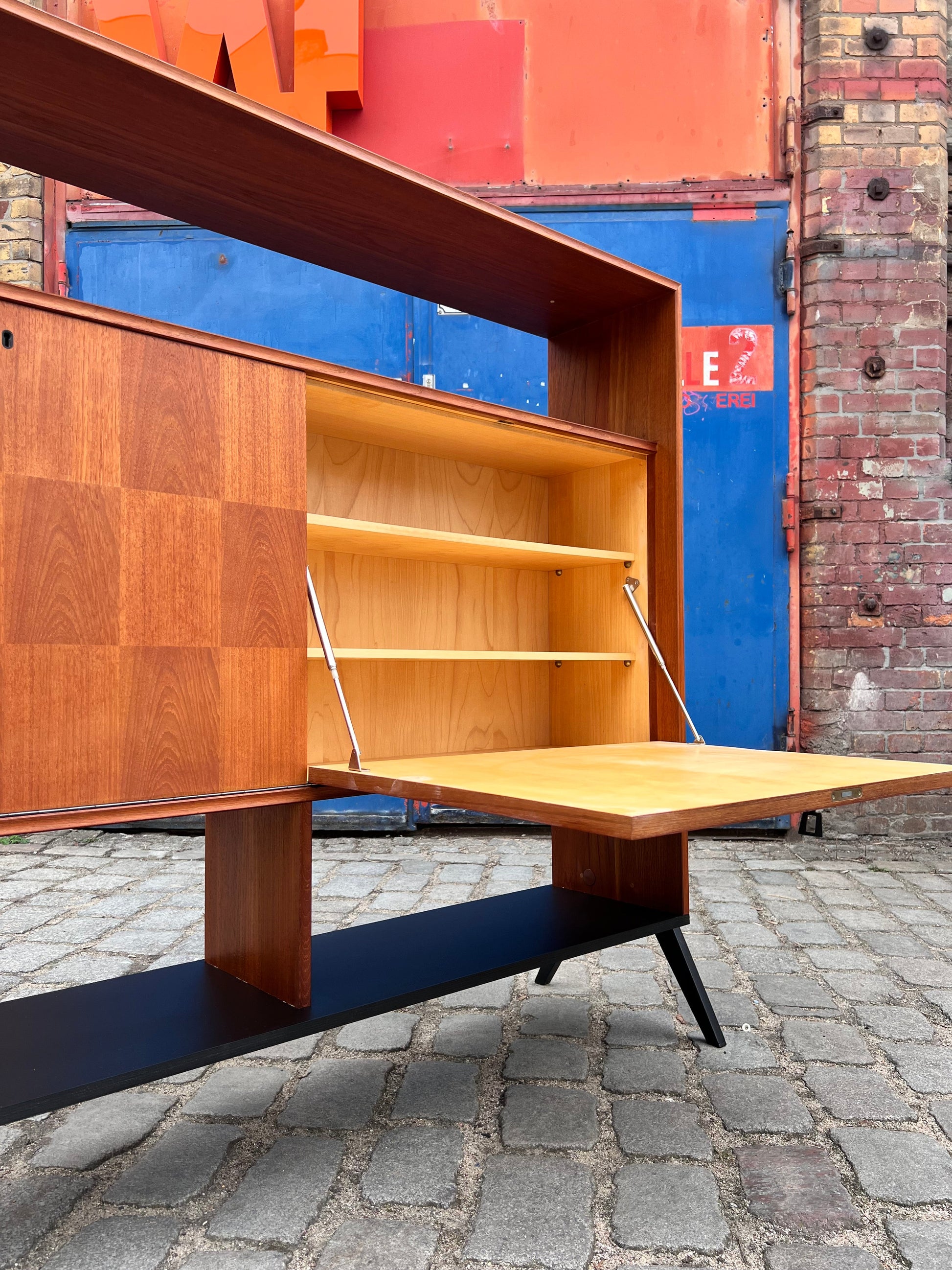 Vintage Schrankregal mit Minibar aus Teak, refurbished, braun schwarz, Dänemark