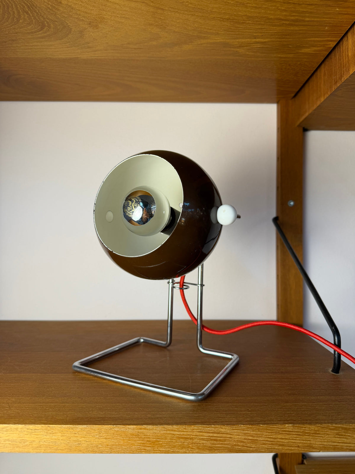 Vintage Kugel-Tischlampe aus Dänemark, Metall in Braun und Silber