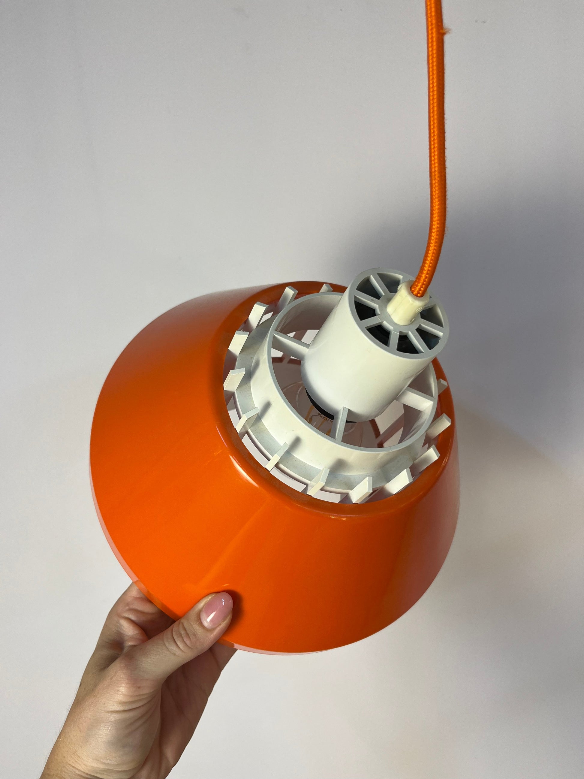 Vintage Hängelampe Modell 854 orange von Lyskær Belysning