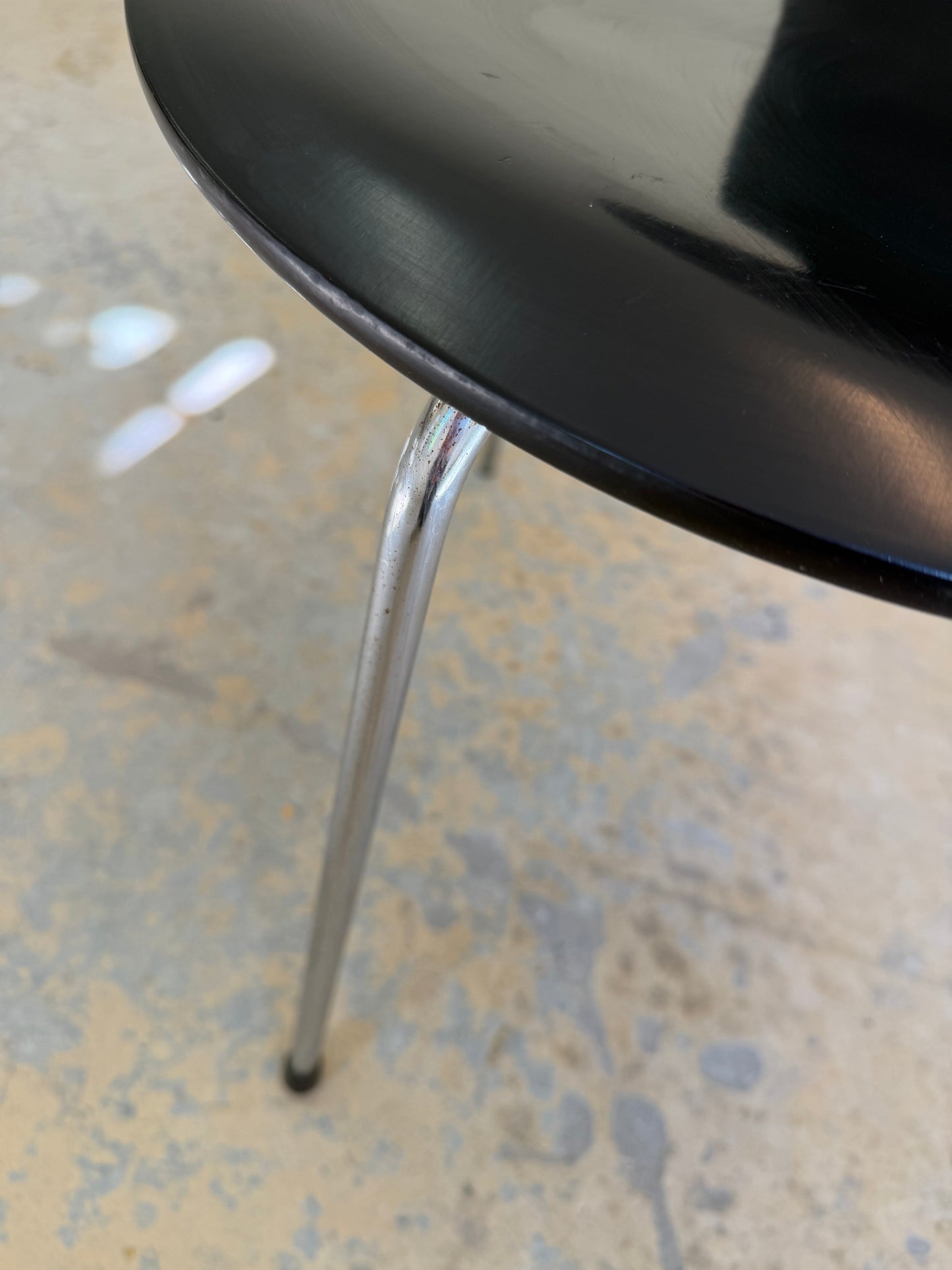 Vintage Stuhl "Ameise" dreibeinig von Arne Jacobsen für Fritz Hansen
