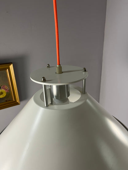 Hängelampe weiß von C.F. Möller Architects für Nordisk Solar