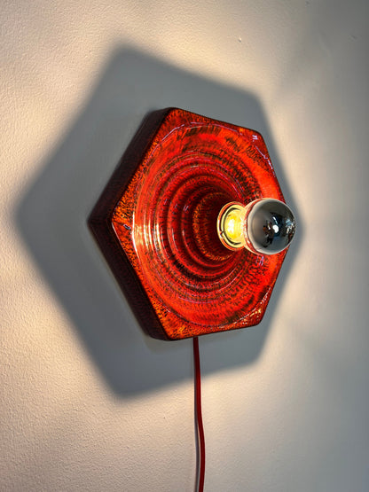 Vintage Wandlampe aus roter Keramik von Hustadt Leuchten
