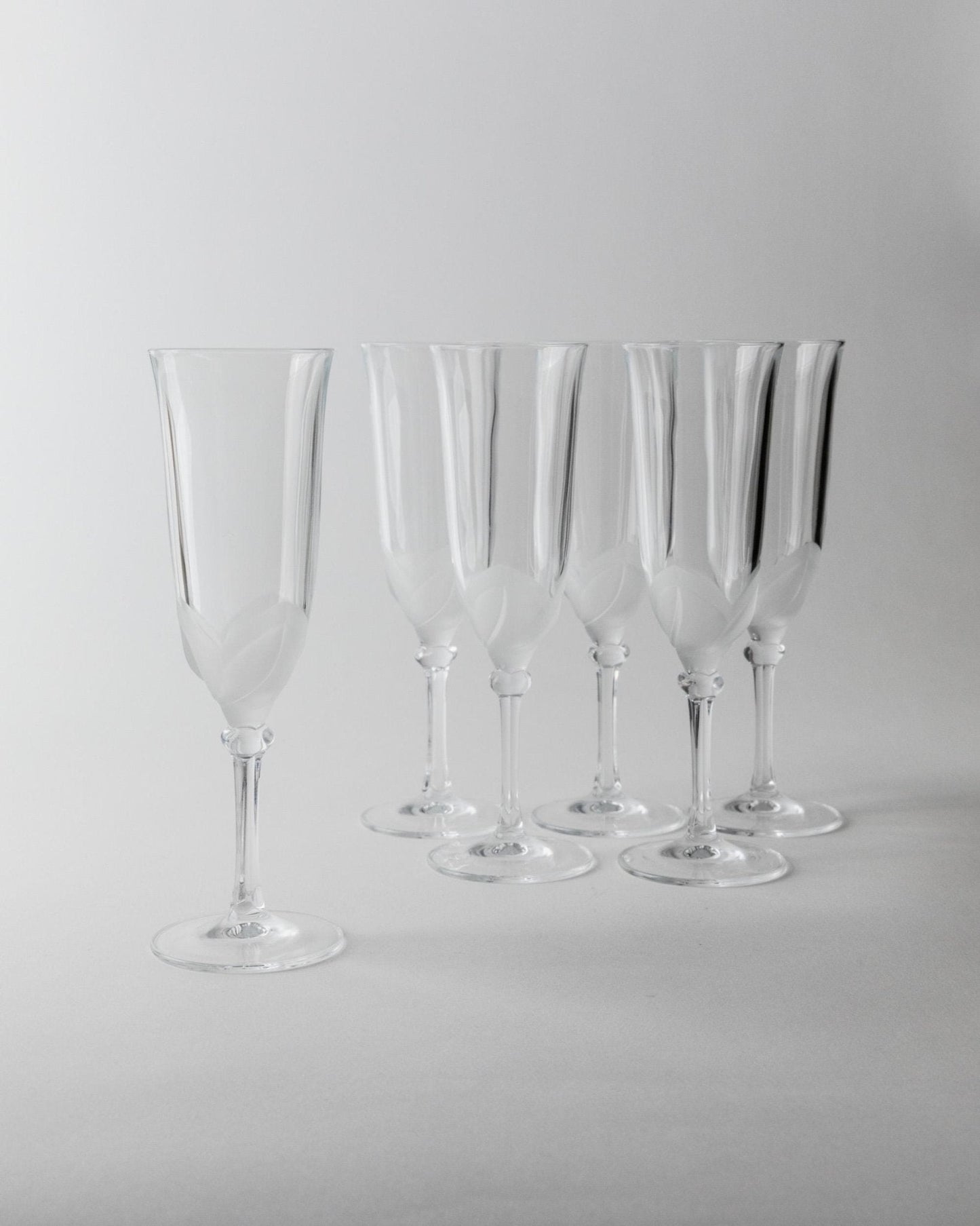 Vintage Champagnerglas Set von 6 von J.G. Durand für Durand mit mattem Blumendetail