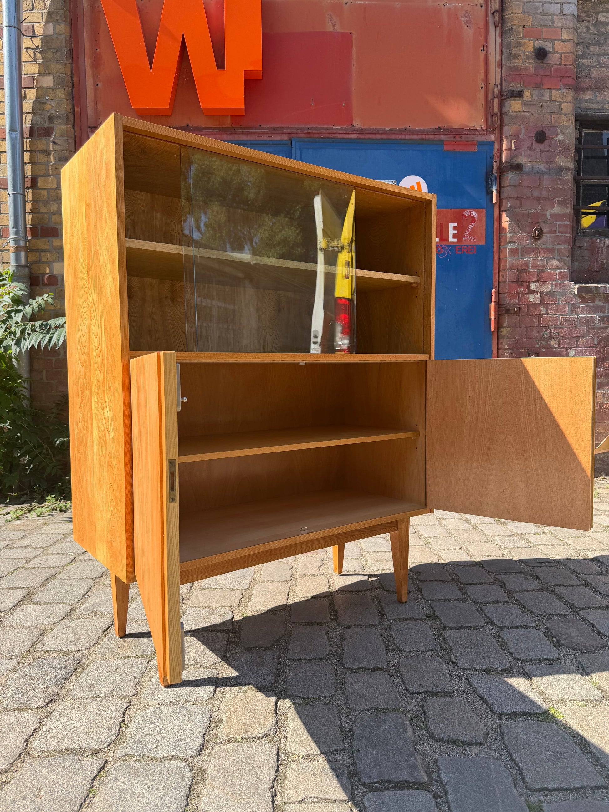Vintage Vitrinenschrank 602/D Esche von Franz Ehrlich für Hellerau