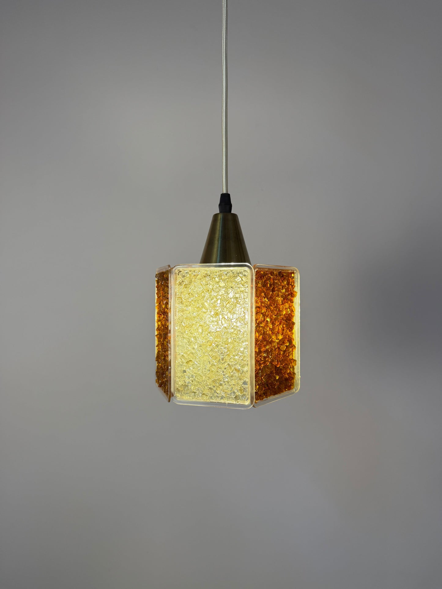 Vintage Hängelampe Hexagon von Roland Konst, Acrylglas Granitoptik braun weiß