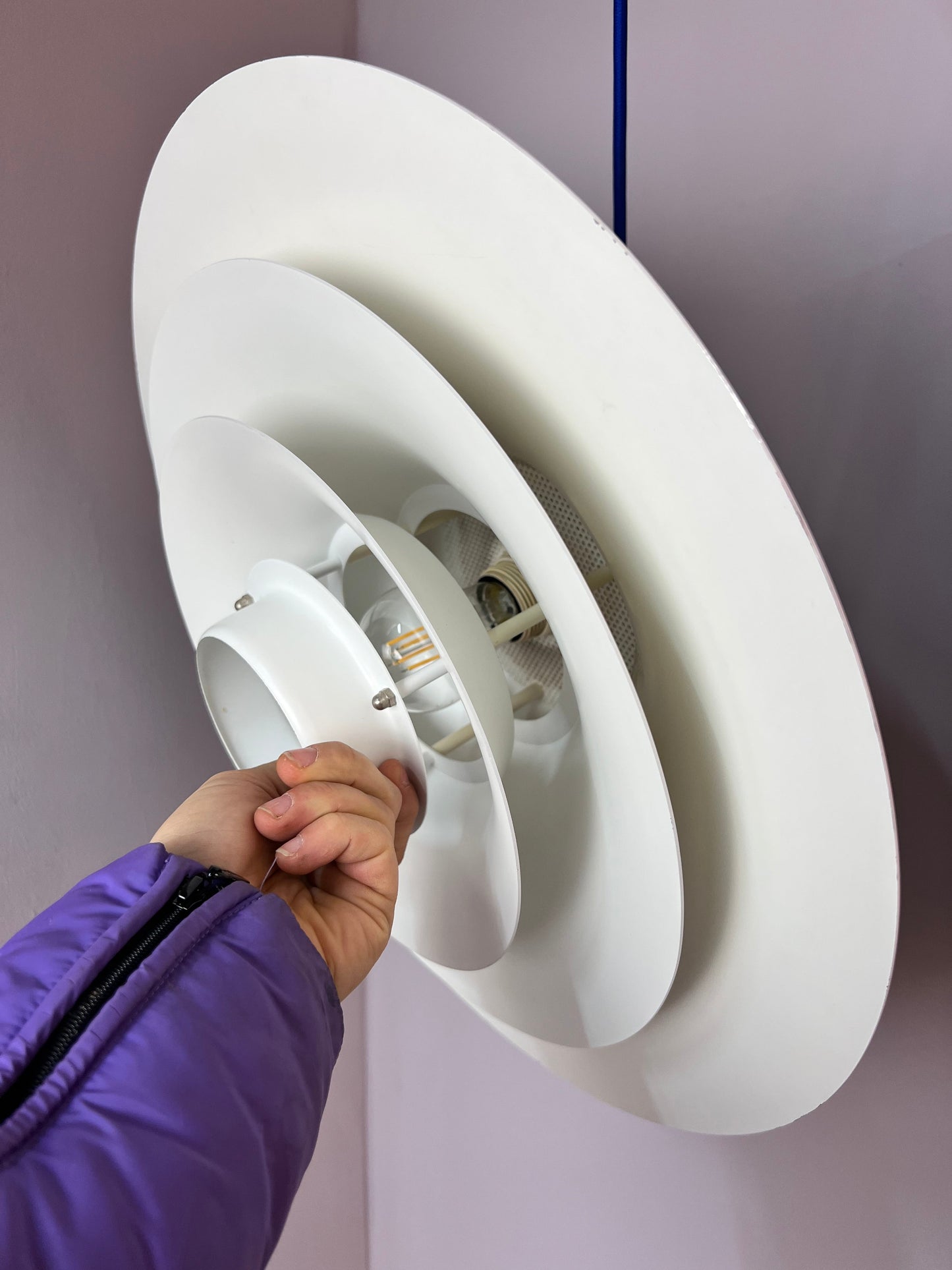 Lamellenlampe weiß von Jeka