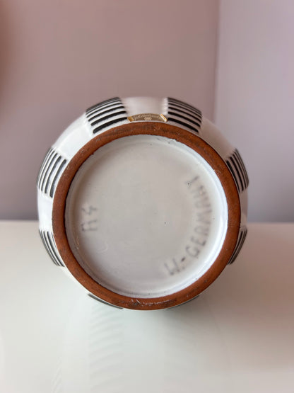 Vintage Vase Alaska A4 by Goldscheider Keramik white black