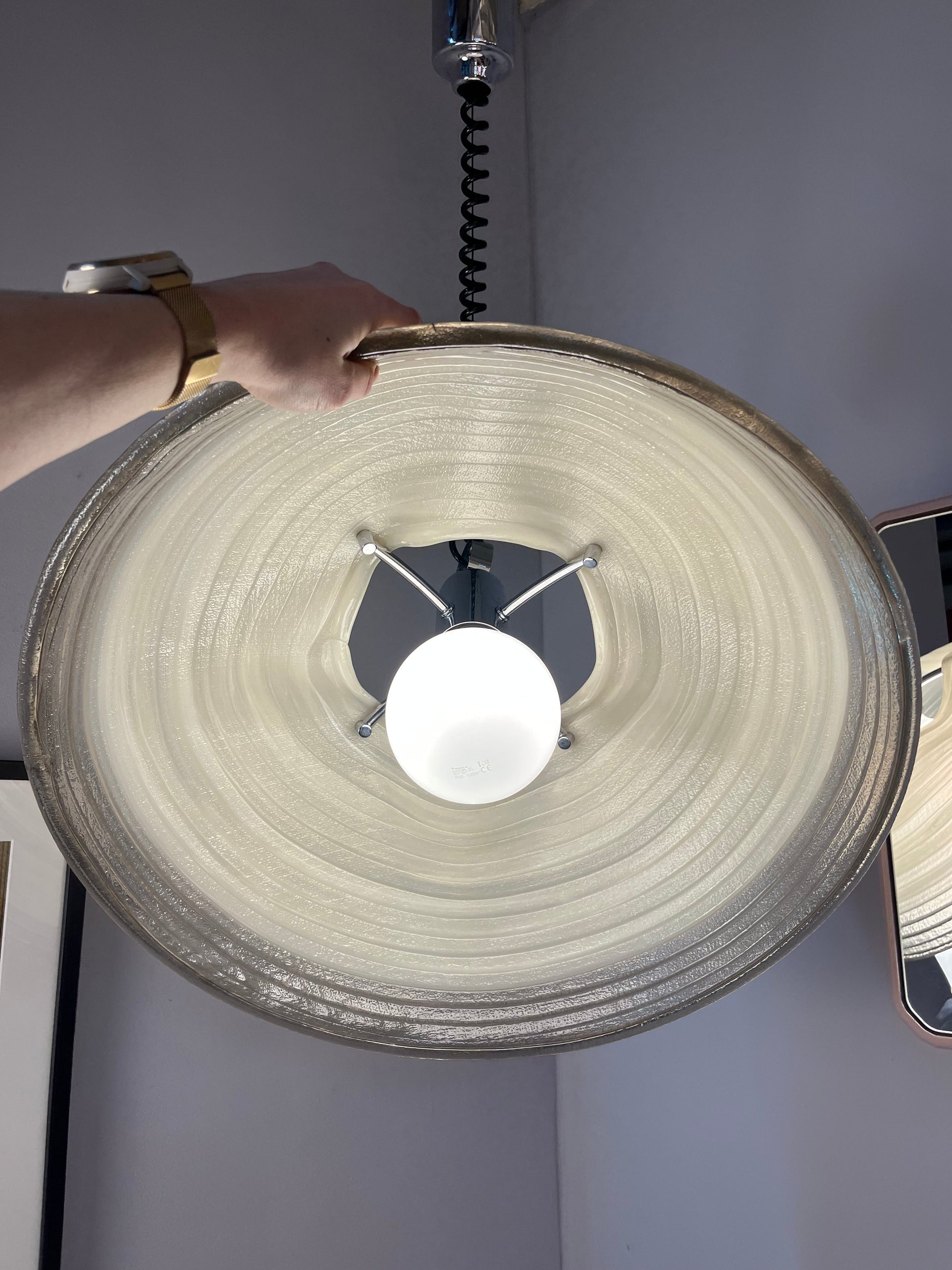 Vintage Hängelampe von Cristallux weiß grau Chrom handgearbeitet