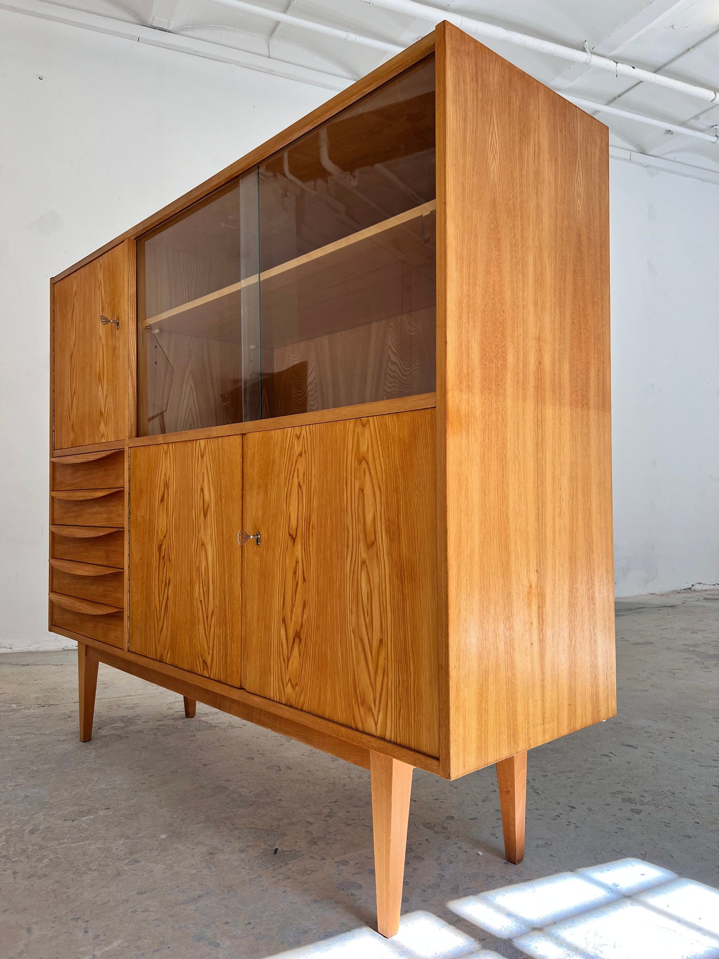 Vintage Highboard Typ 602/G von Franz Ehrlich für Hellerau Esche