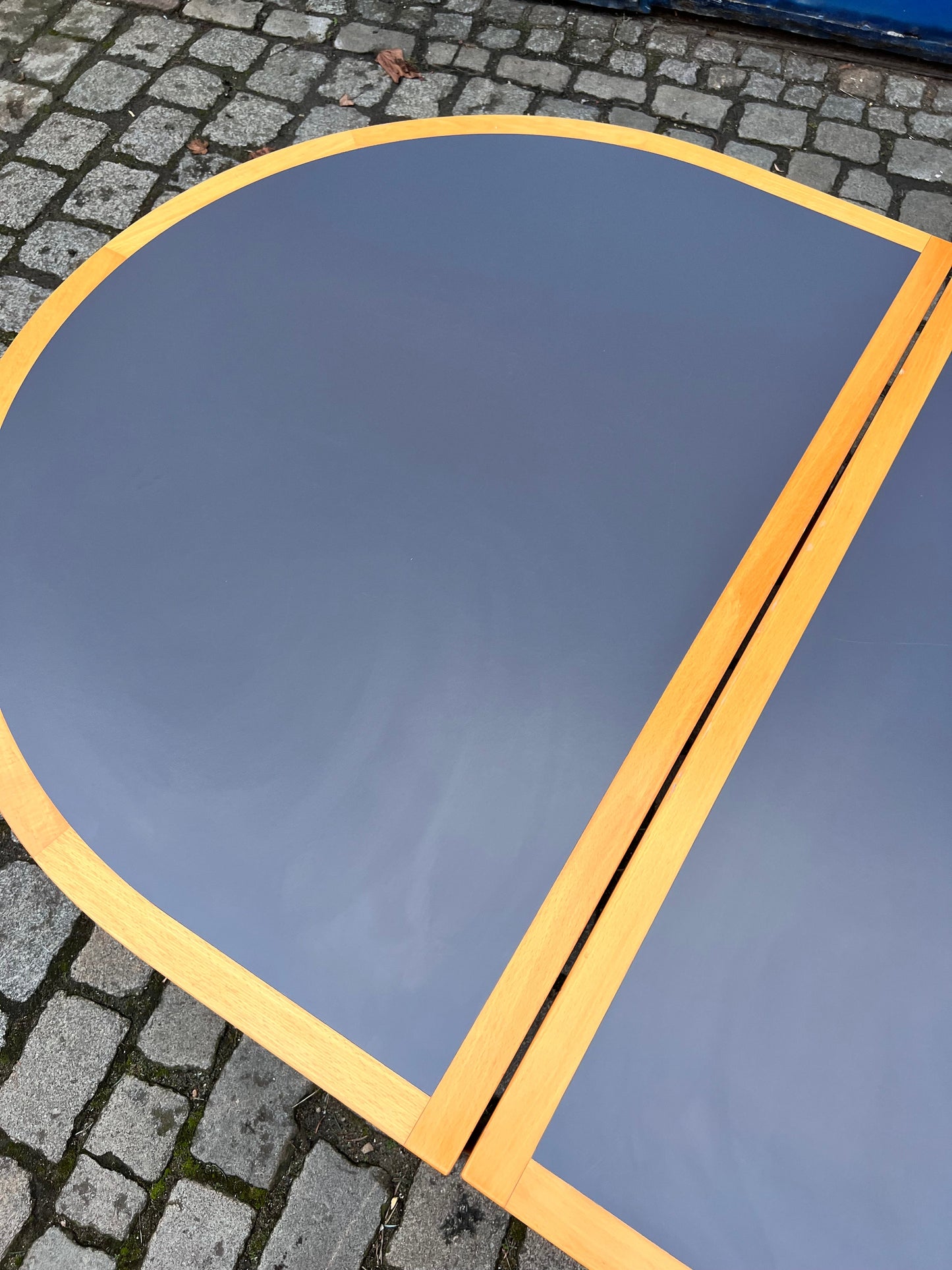 Vintage Esstisch halbrund grau von Rud Thygesen und Johnny Sørensen für Farstrup