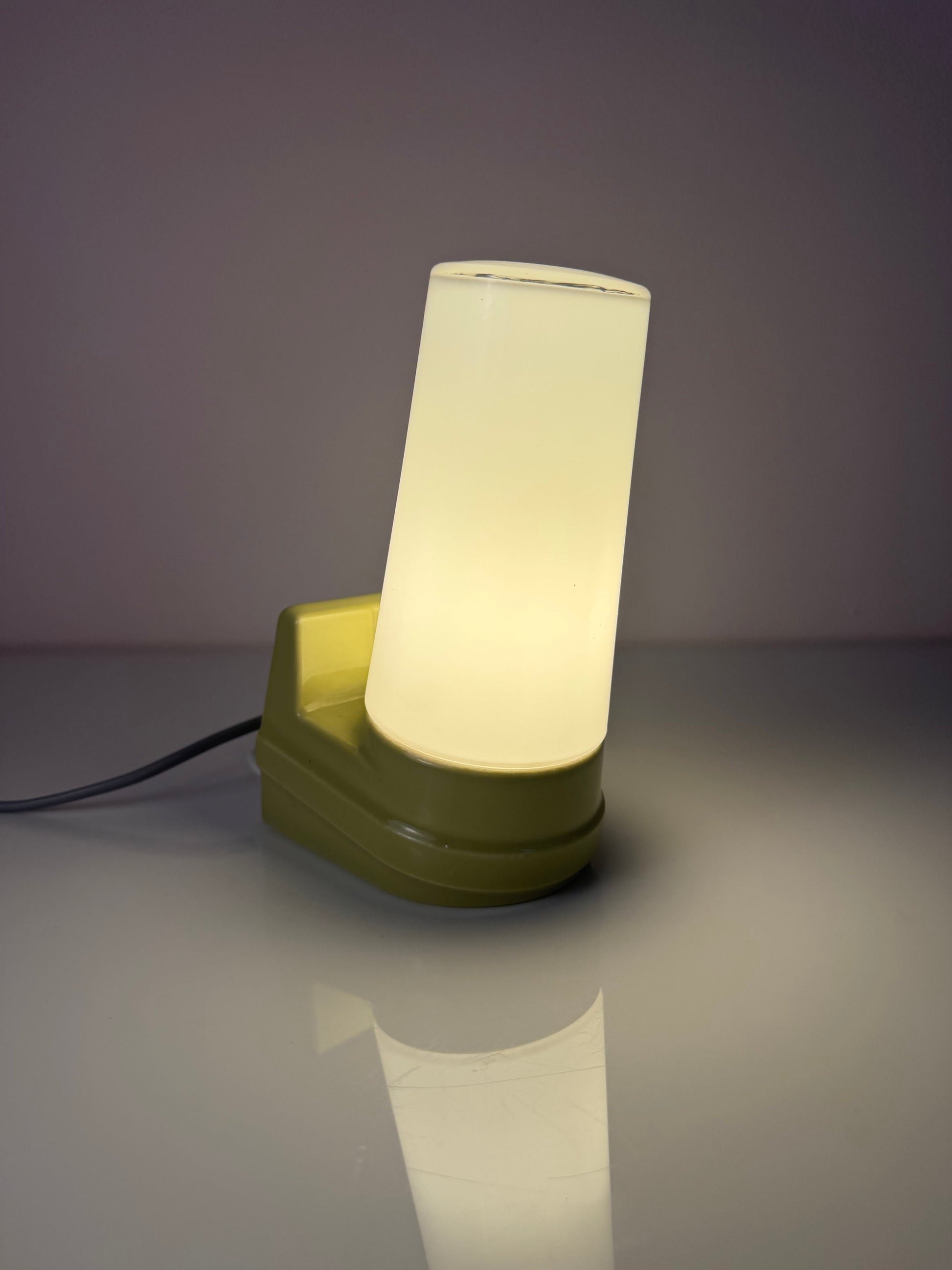Vintage Wandlampe Modell 6080 mintgrün von Sigvard Bernadotte für Ifö