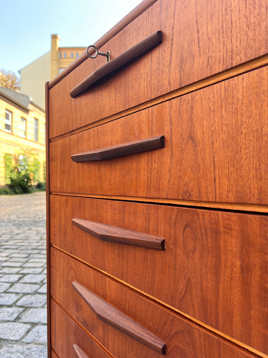 Vintage Kommode Teak mit Schloss aus Dänemark