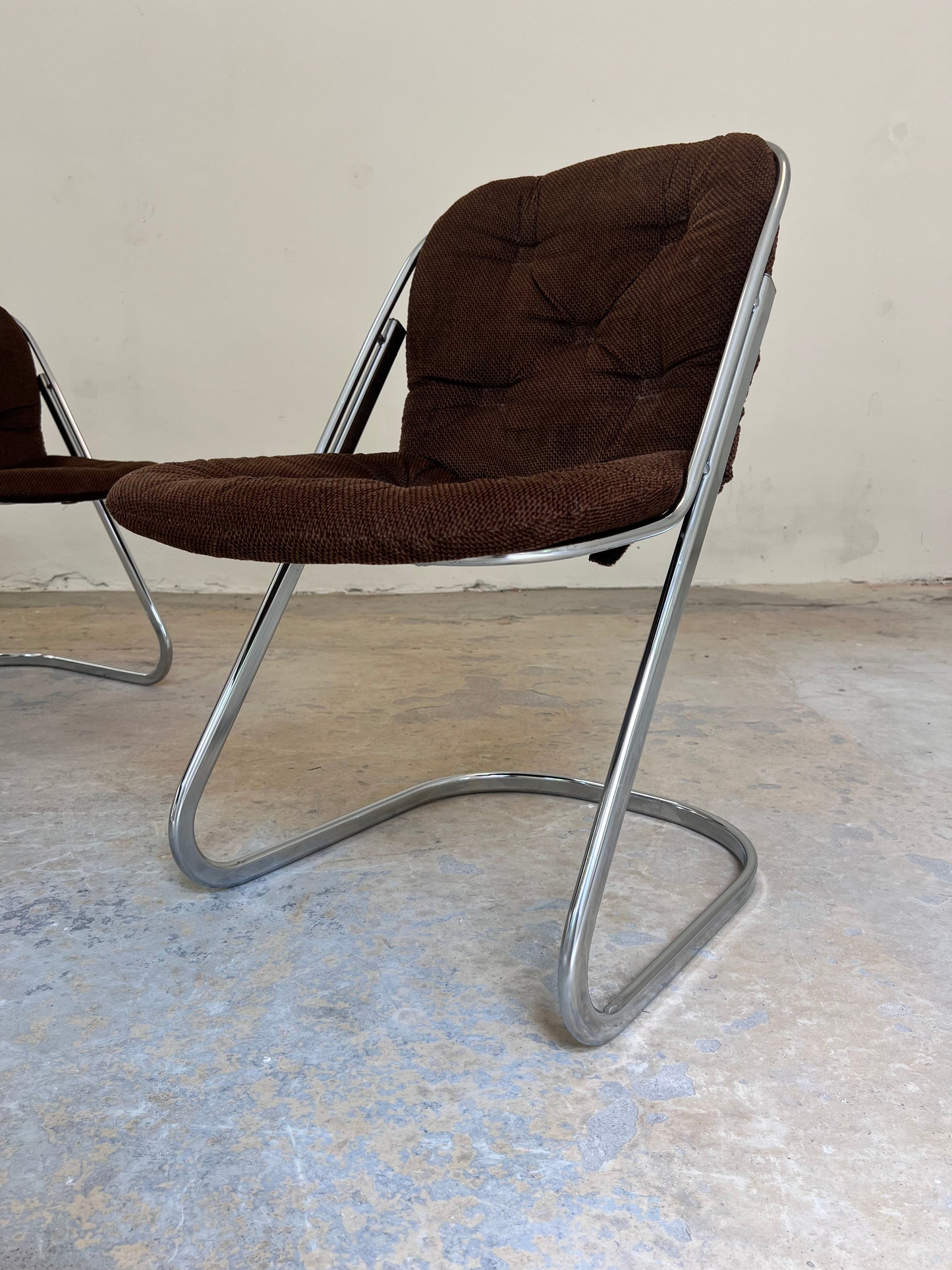 Vintage Freischwinger Chrom mit braunem Polster von Gastone Rinaldi