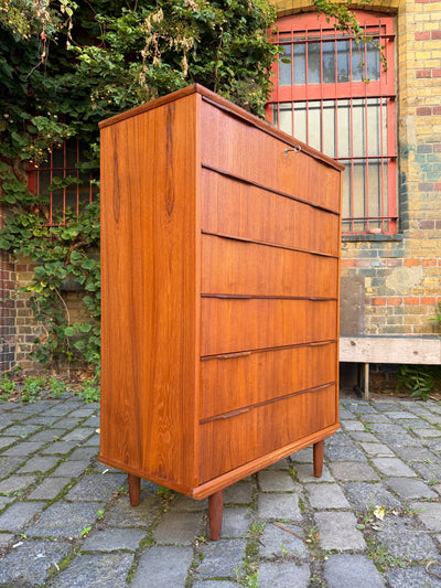 Tallboy Kommode Teak mit Schloss aus Dänemark