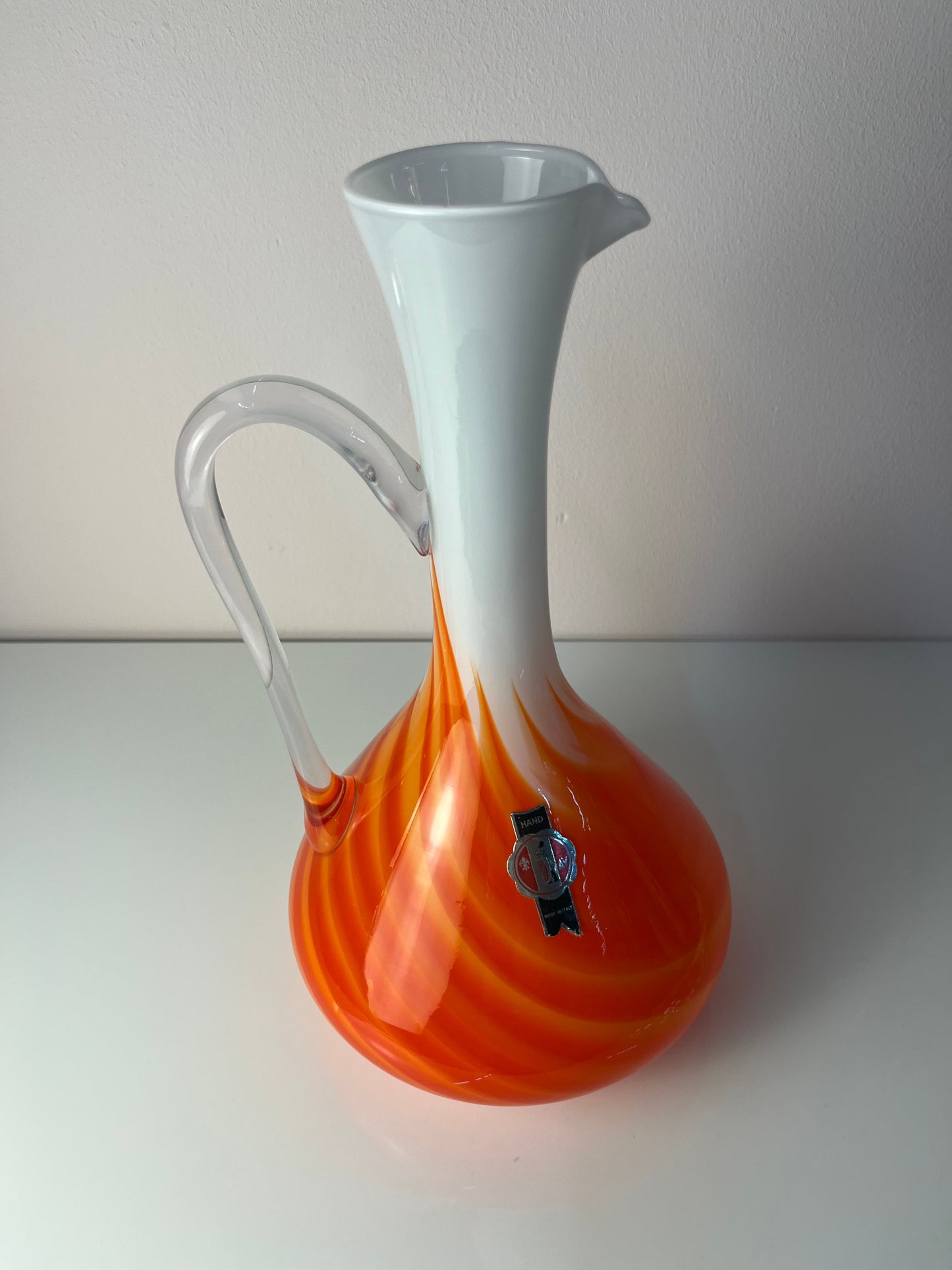 Vintage Henkelvase aus Opalglas mit Flammenmuster von Vetreria Artigiana Sanminiatello