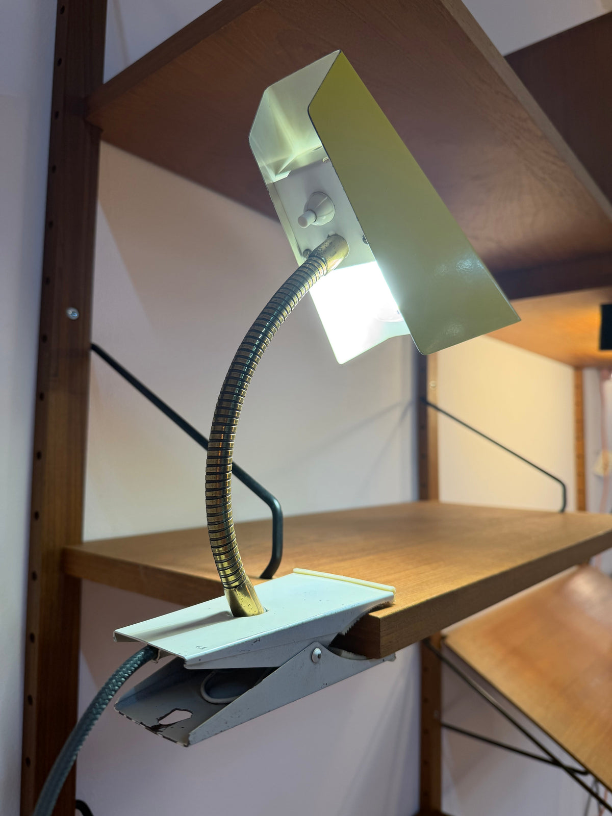 Klemmlampe gelb gold von HOSO (Hoffmeister und Sohn)