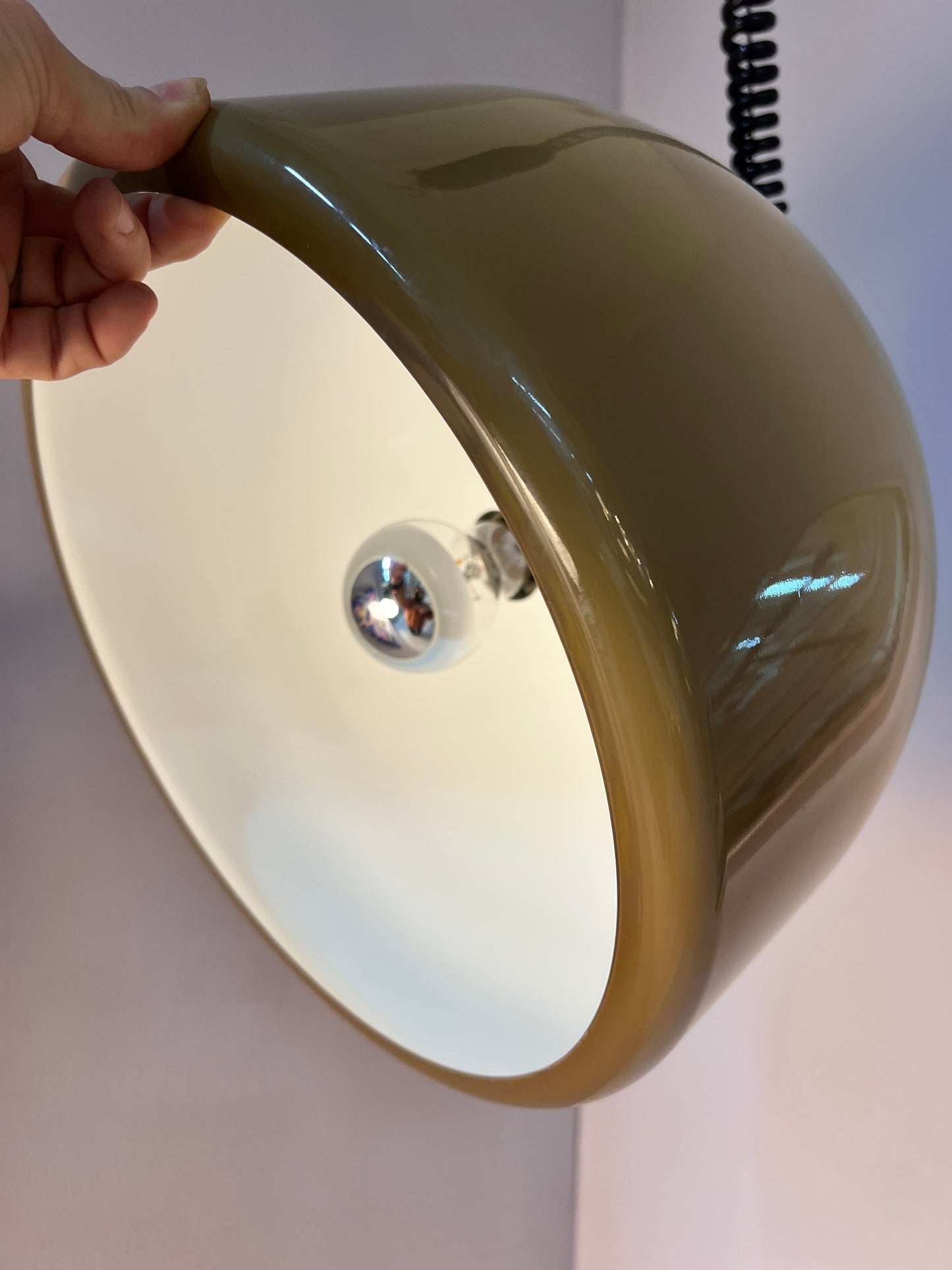 Vintage Hängelampe Modell 5593 für Staff Amber Beige Schwarz Kunststoff