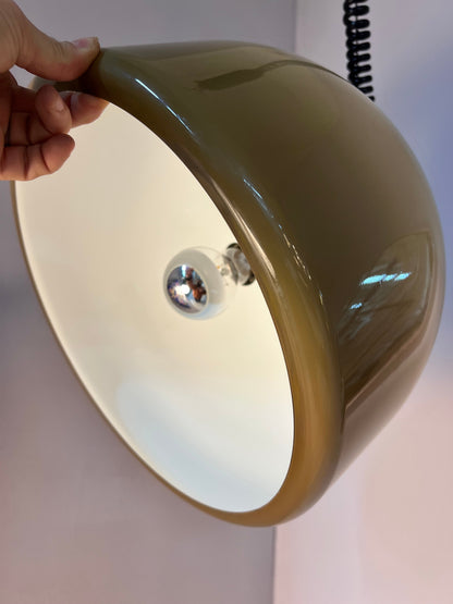 Vintage Hängelampe Modell 5593 für Staff Amber Beige Schwarz Kunststoff