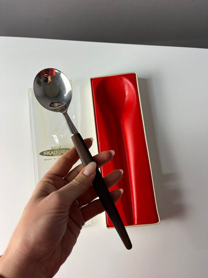 Servierlöffel Teak von Skaugum aus Norwegen