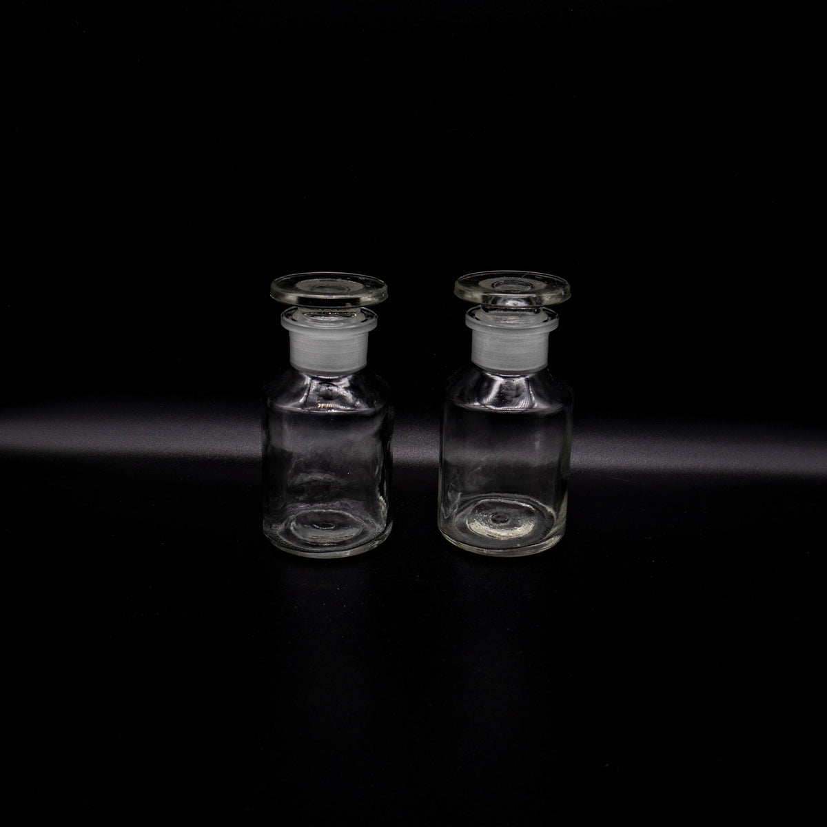 Set von 2 Vintage Apothekerglas, 1970er Jahre