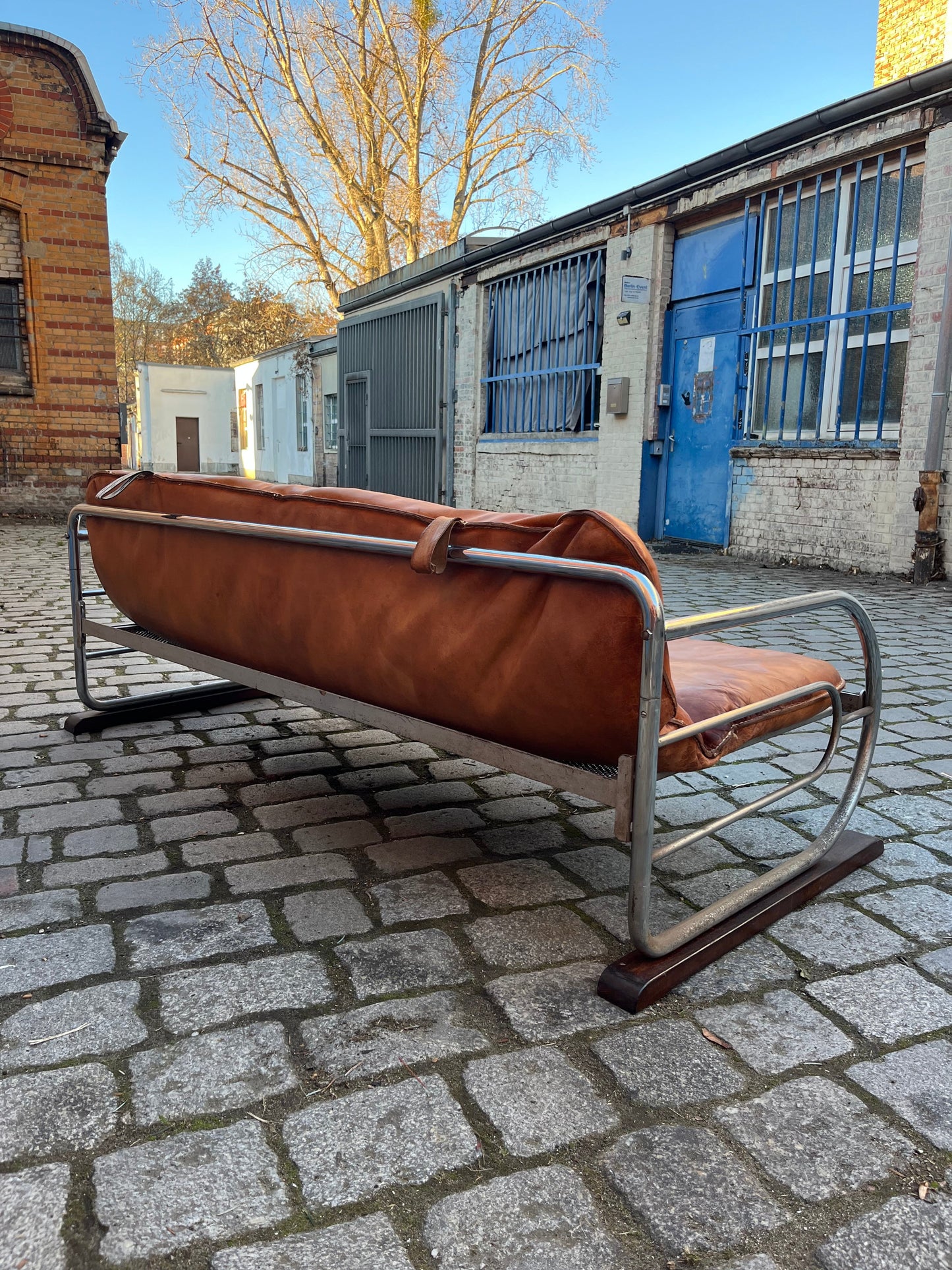 Vintage Kufensofa von Hynek Gottwald