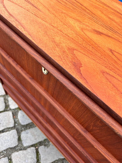 Vintage Kommode Teak aus Dänemark