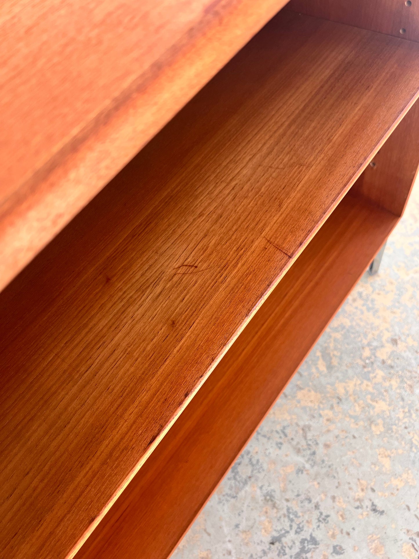 Vintage Teak Regal mit neuen Chromfüßen von Søborg Møbelfabrik