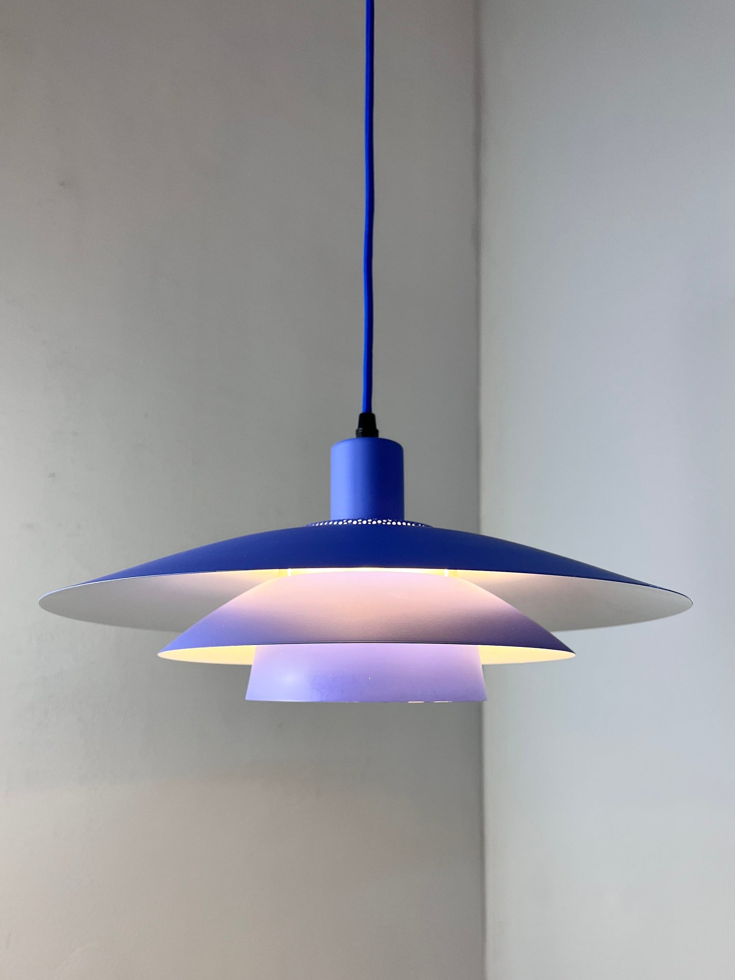 Vintage Lampe Donau von JEKA blau