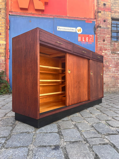 Vintage Schuhschrank Teak mit Messinggriffen aus Dänemark