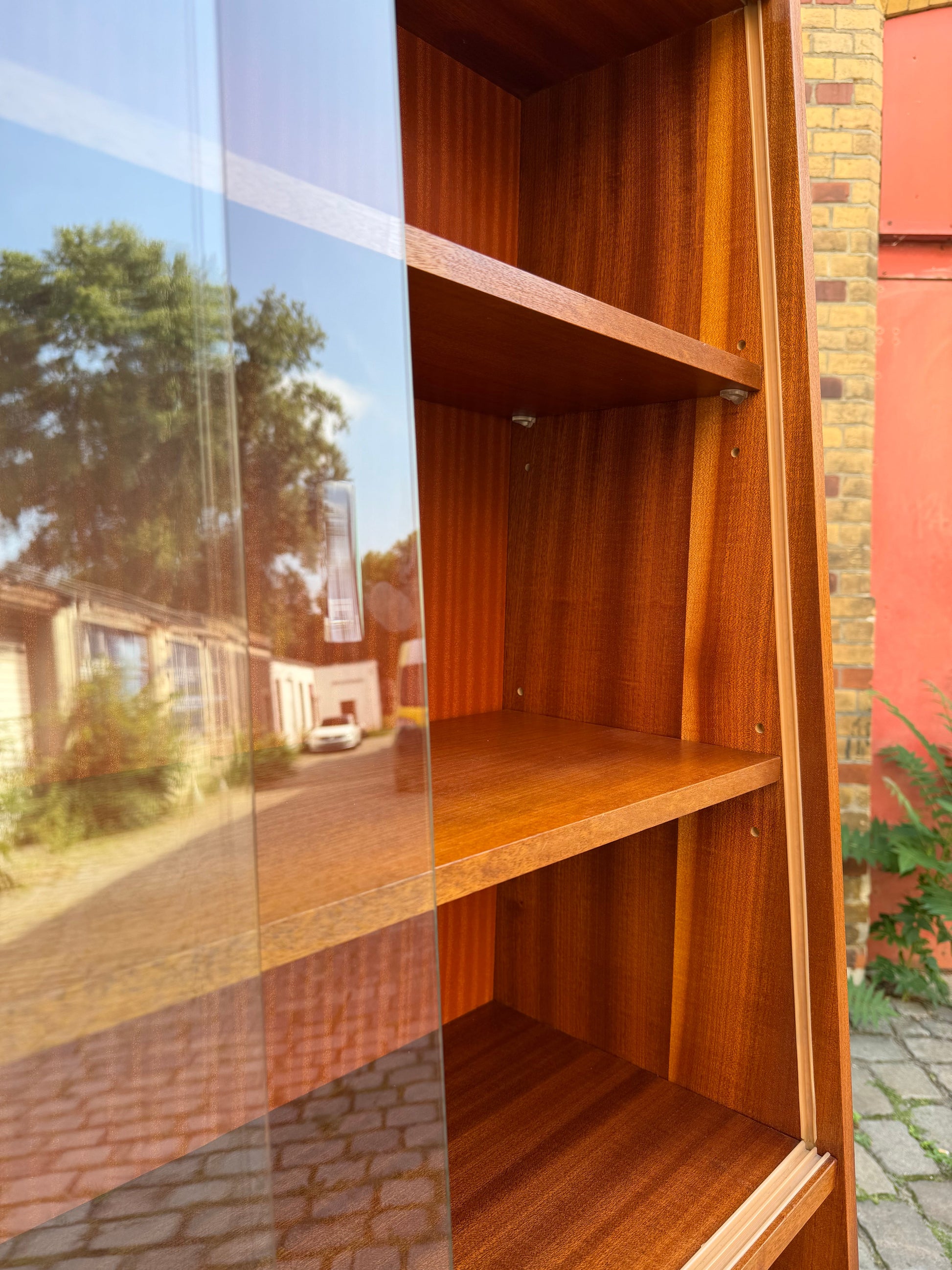 Vintage Aufsatzschrank mit Vitrine von VEB Möbelindustrie Halle