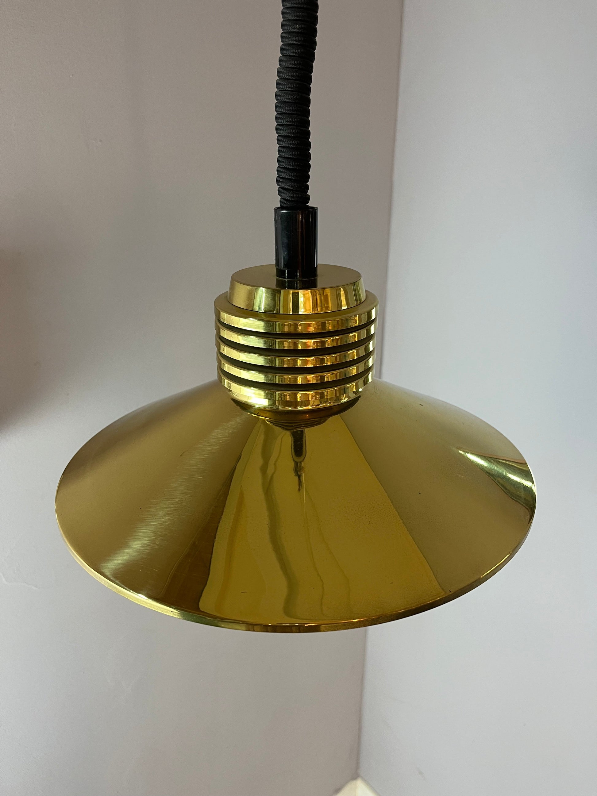 Hängelampe Messing höhenverstellbar