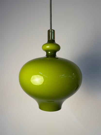 Vintage Hängelampe grün Glas von Hans-Agne Jakobsson für Staff