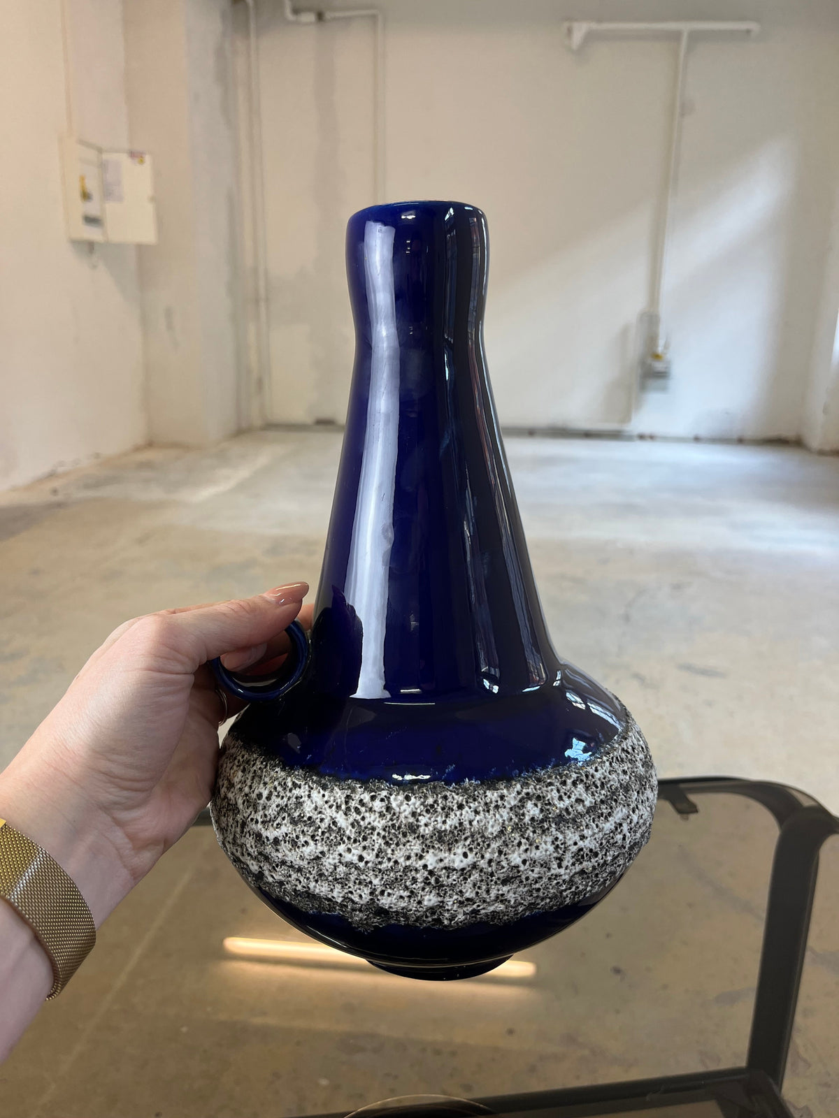 Vintage Vase 408-30 Fat Lava Königsblau von Fohr Keramik schwarzgrafische Struktur