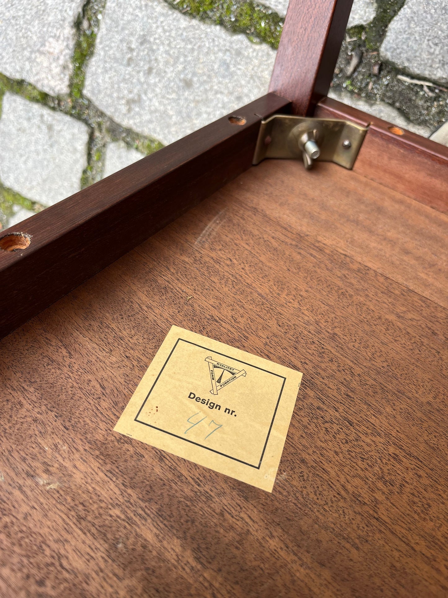 Beistelltisch Fliese Palisander von Kvalitet, Form und Funktion