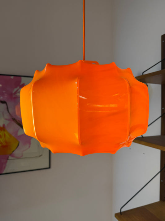 Vintage Hängelampe Orange von Ilka Plast, Space Age