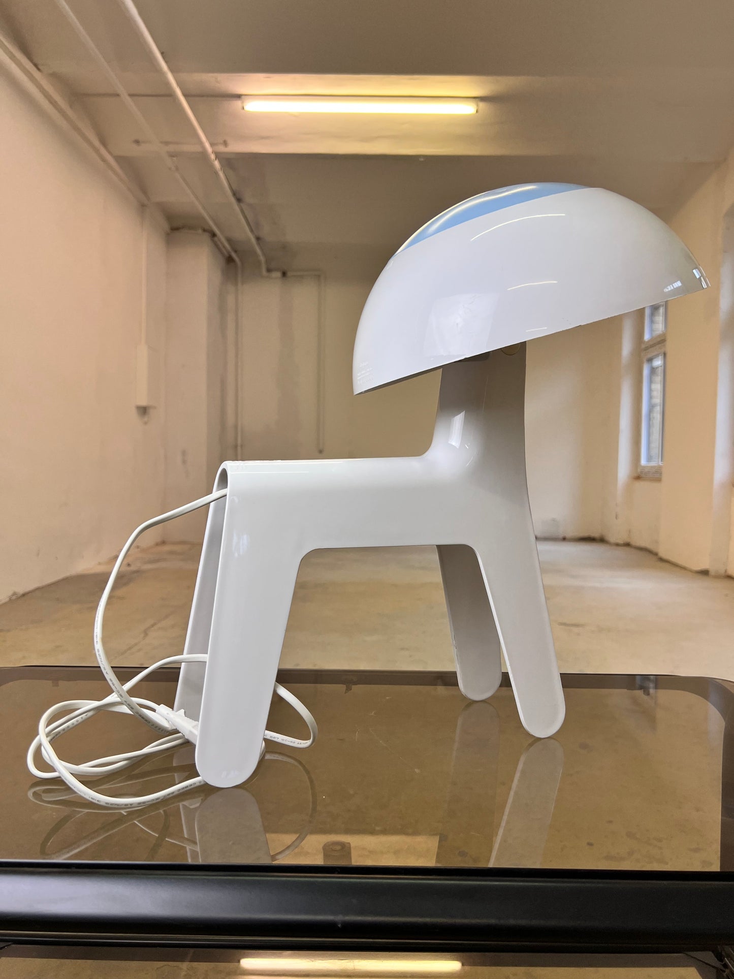 Vintage Lampe Doglamp von Propaganda für Propaganda hellblau, weiß