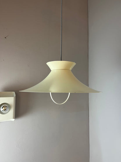 Vintage Hängelampe weiß aus Dänemark