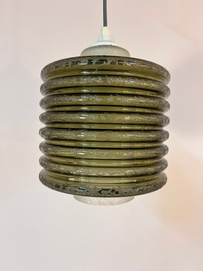 Vintage Hängelampe oliv weiß strukturiert mit zwei Glasschirmen
