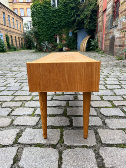 Lowboard Eiche mit Messinggriffen