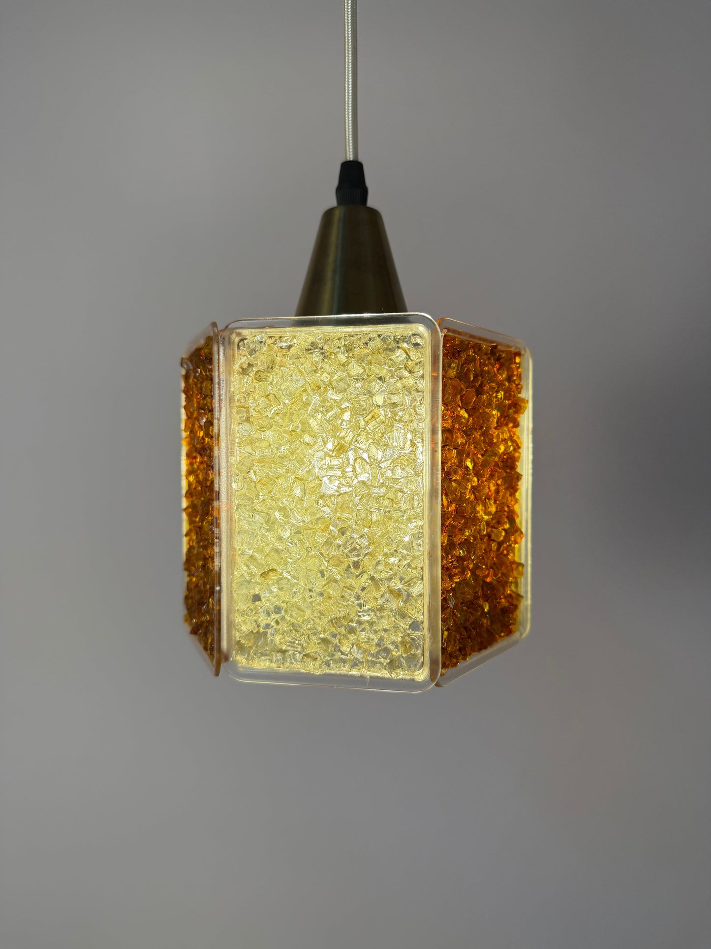 Vintage Hängelampe Hexagon von Roland Konst, Acrylglas Granitoptik braun weiß