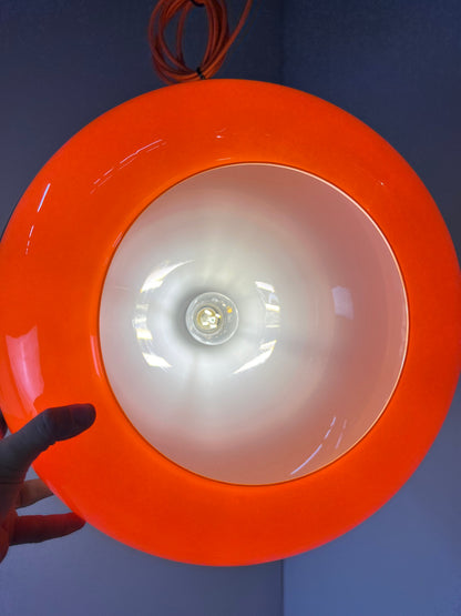 Vintage Hängelampe weiß orange Kunststoff aus Dänemark
