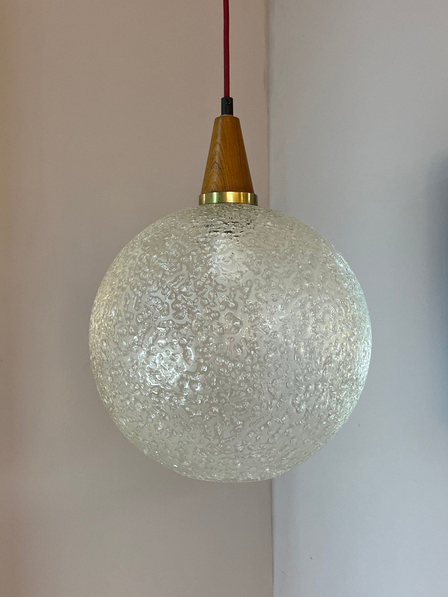 Lampe boule vintage en verre teck par Doria