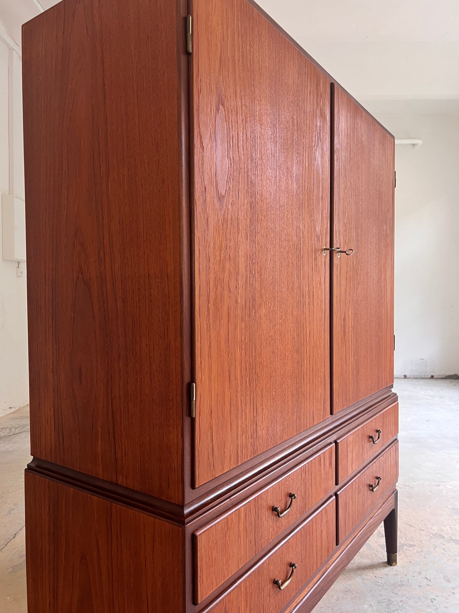 Vintage Aktenschrank Teak mit Schloss aus Dänemark, 50er Jahre