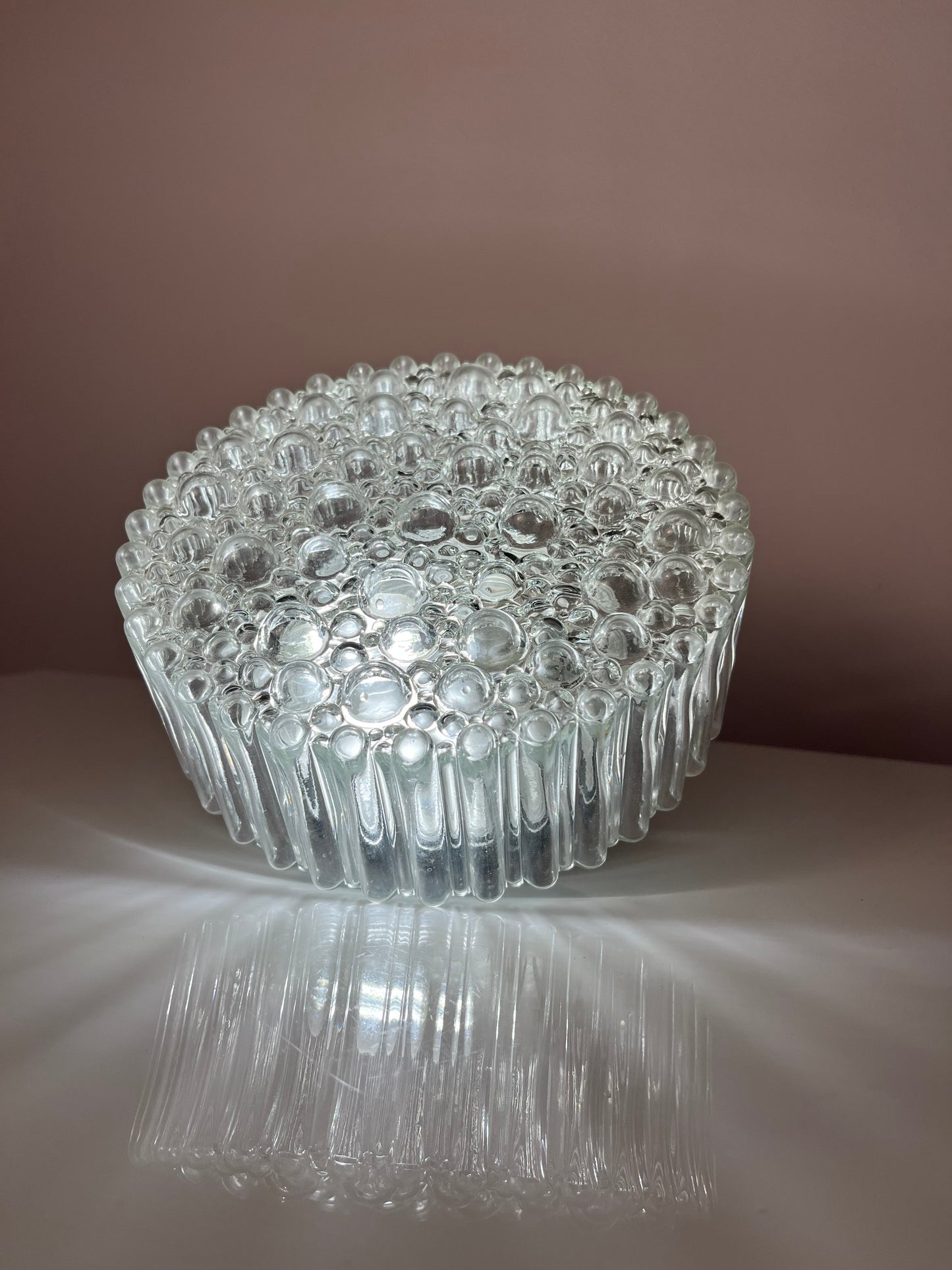 Vintage Wand- und Deckenlampe Kristallglas mit schwarzem Sockel von STAFF