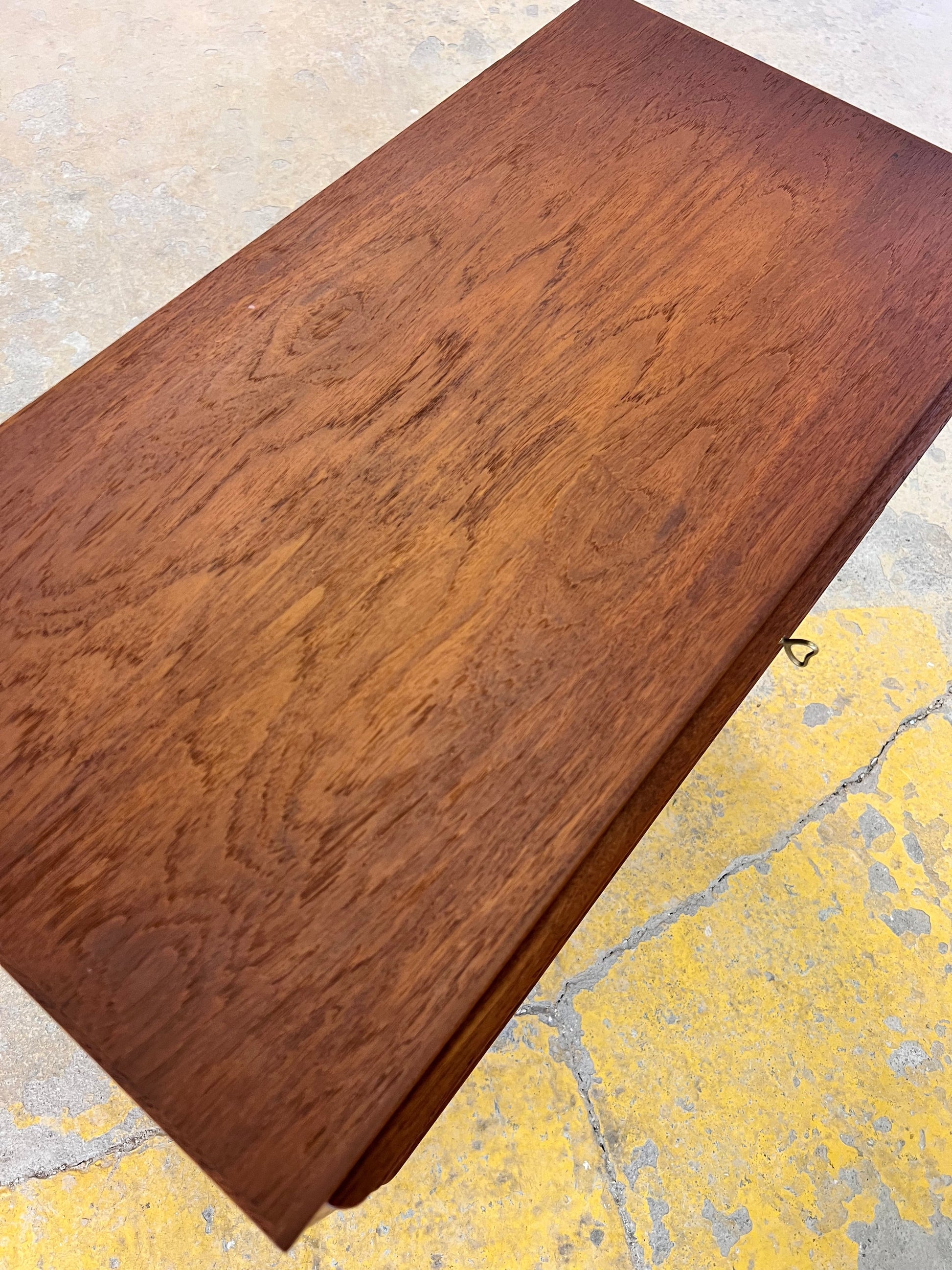 Vintage Kommode Teak mit Schloss aus Dänemark