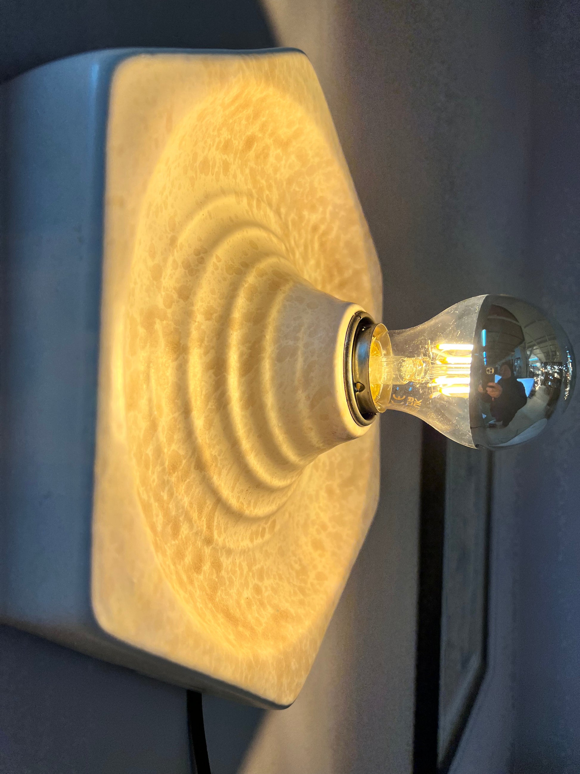 Vintage Wandlampe von Hustadt Leuchten sechseckig creme marmoriert