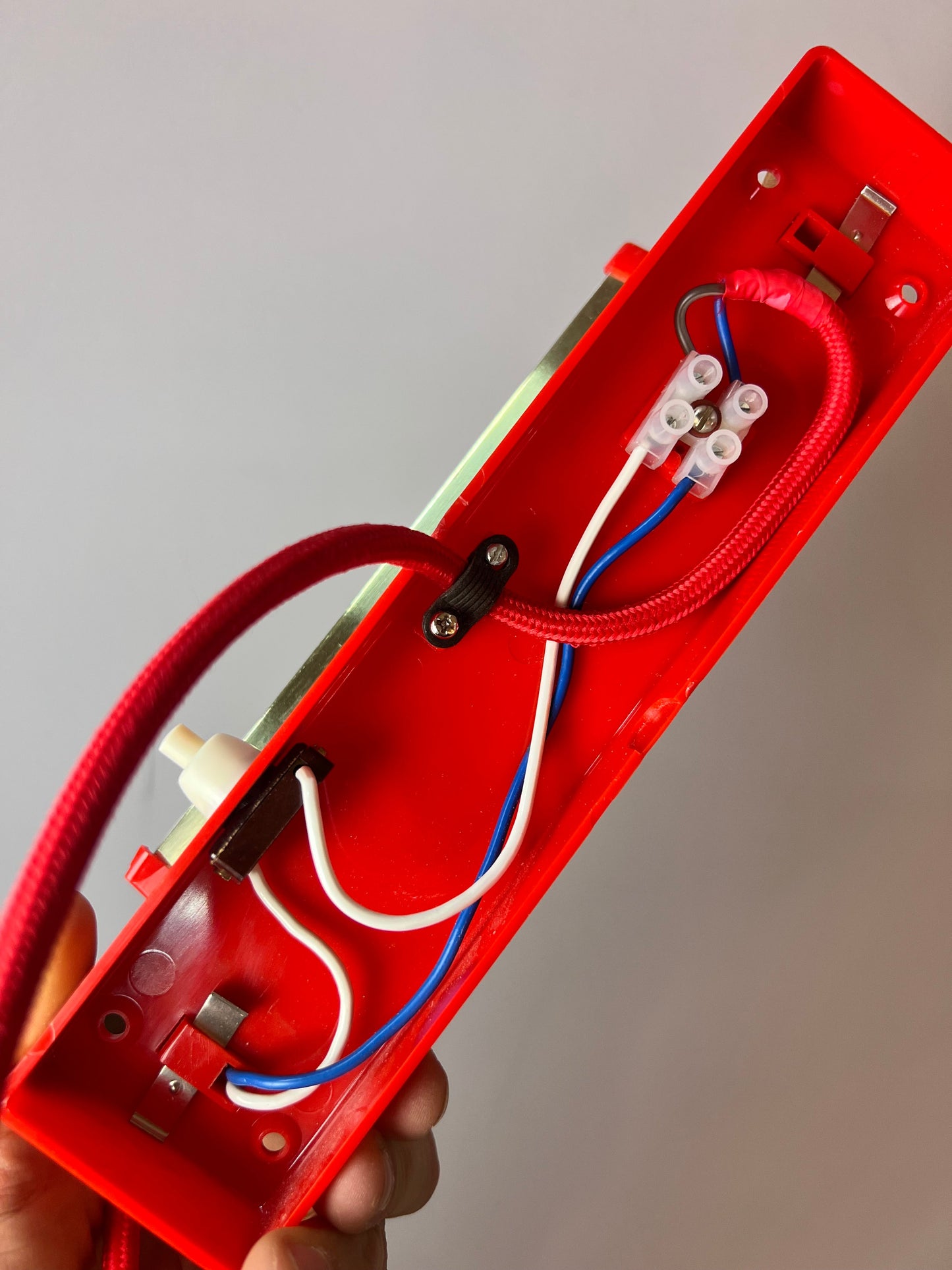 Vintage Wandleuchte rot gold von Lyfa